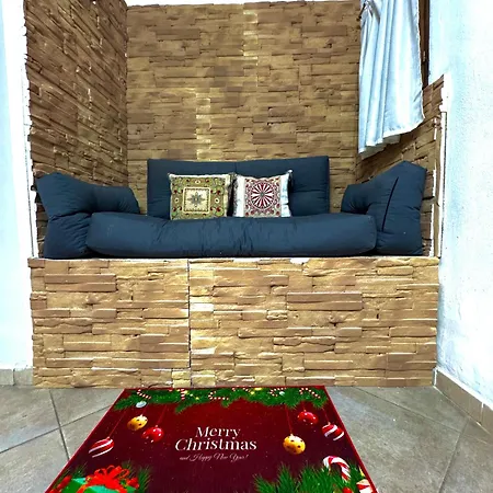 Family House דירה *